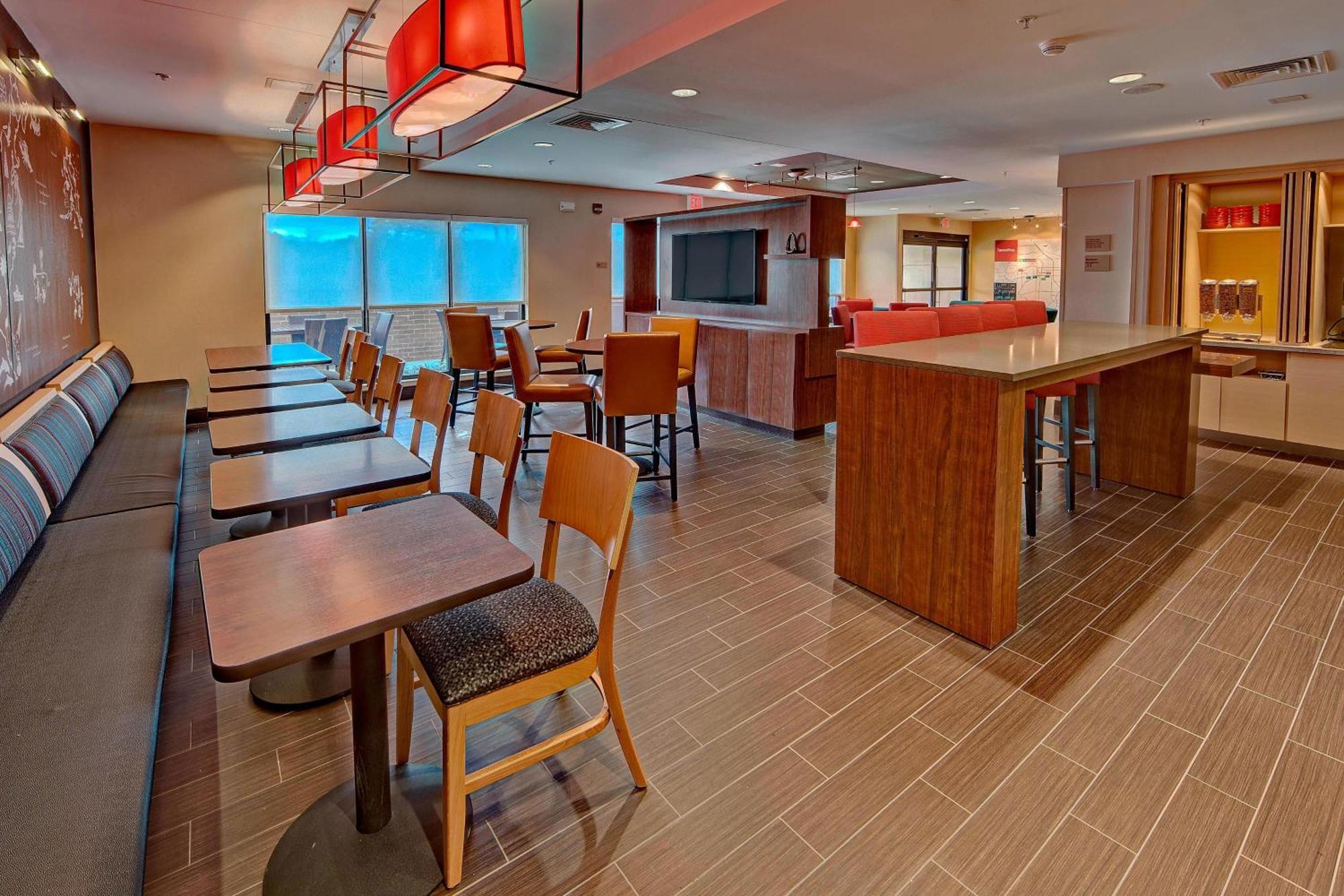 Towneplace Suites By Marriott Hattiesburg Εξωτερικό φωτογραφία